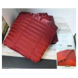 DOWN ALTERNATIVE REVERSIBLE BLANKET - FULL/QUEEN