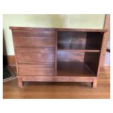 37 X 20.5 X 26.5 INCH WOODEN TV STAND