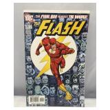 THE FLASH 225 COMIC BOOK VGC BAGGED AND BOARDED