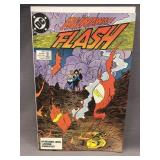 FLASH 25 COMIC BOOK VGC BAGGED AND BOARDED