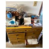 CHEST OF DRAWERS & CONTENTS