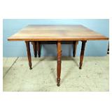 Drop Leaf Table With Gate Legs, 29.25" x 41.75" x 53" Fully Extended