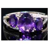 Oval 3.86 ct Natural Amethyst & Diamond Ring