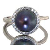 Elegant 10 mm Black Peacock Pearl Halo Ring