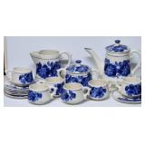 15 Pc Assorted Blue and White as Pictured