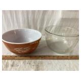 Pyrex & Glass Bowl