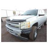 2011 Chevrolet Silverado 3GCPKSE31BG172415 Silver