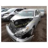 2005 Toyota Camry 4T1BE32K25U510534 Gold