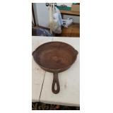 Cast iron pan 11in