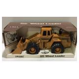 Nice NIB CASE Wheel Loader Die-Cast 1:16 ERTL