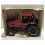 NIB International 5088 Toy Tractor ERTL 1:16