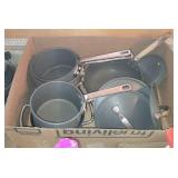 ASSTD SAUCE PANS W/LIDS