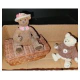 2 PC WICKER SEWING KIT W/BEAR FIGURINE TOPPER &