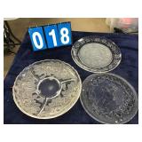 3 large glass plates