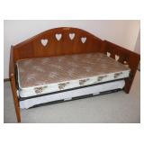 Trundle Guest Bed Very Nice