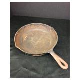 Cast Iron Number 7 Frying Pan