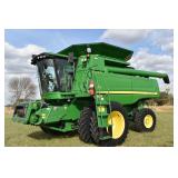 John Deere 9570 STS Bullet Rotor Combine, 2010