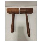 2 wooden mallets