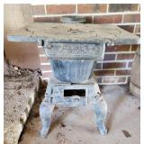 Antique Dixie Cast Iron Pot Bellied Stove