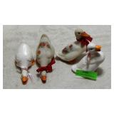 4 ceramic ducks with ribbons