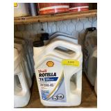 Shell Rotella, T4, 15 W - 40 engine oil  3