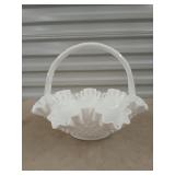 Fenton ruffled edge bowl w/ handle 10 x 11