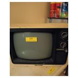 Portland VHF/UHF, black and white tv, works