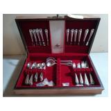 73 Pc Deepsilver fine cutlery in wood box