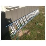 Warner 24 ft aluminum extension ladder, hasn