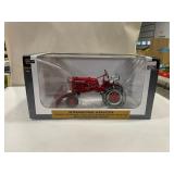 SpecCast 1:16 IH 1964 Farmall Cub