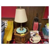 (2) end tables w/lamps