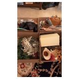 4 box, lots of holiday decorations, include some