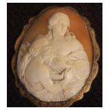 Exquisite Antique Hand Carved Shell Cameo Brooch