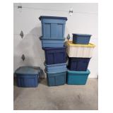 Assorted sized totes with lids