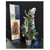 24" decorative lit Christmas tree - tested