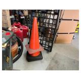 Lot of 3 traffic cones