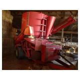 Gehl 170 Mix-All grinder mixer