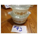 2) Pyrex Butterfly Gold covered casserole dishes