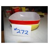 2) Pyrex square casserole dishes