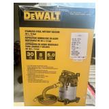 DeWALT Stainless Steel wet/dry vacuum *NEW-8 gal
