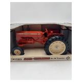 ALLIS CHALMERS D-19 TRACTOR BY ERTL 1/16