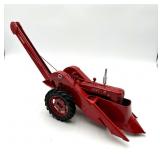 FARMALL M W/ 2-ROW MOUNTED PICKER (CUSTOM)