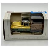 JOHN DEERE 1957 CHEVROLET PICKUP COLLECTOR BANK