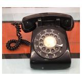 Vtg. NT rotary telephone