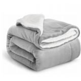 NEW $75 Rooms Sherpa Fleece Throw Blanket