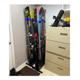 NEW $174 Skis Storage Rack | Freestanding 4 Pair