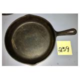 7B Cast Iron Skillet