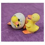 Vtg Duck & Duckling Hatching Egg S&P Shakers