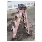 Werner 48" Fiberglass Step Ladder