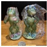 NIB Pair of Ceramic Frogs Salt and Pepper Set